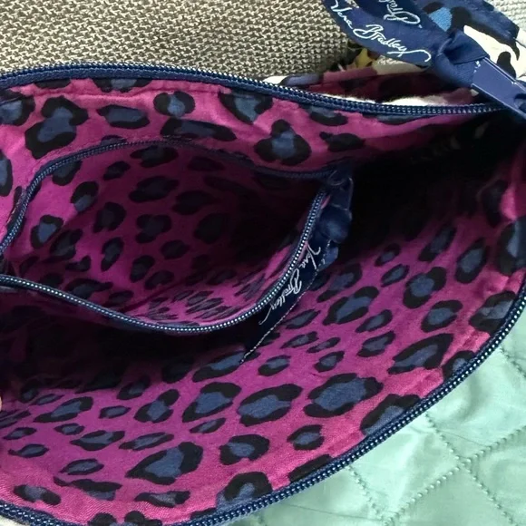 Vera Bradley Crossbody Bag - Picture 3 of 9